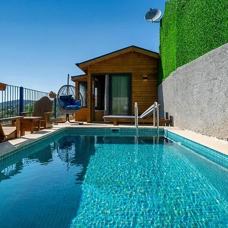 Honeymoon With Private Pool And Sea View